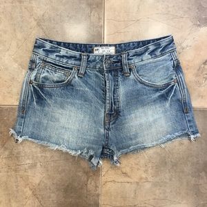 Free People Mid Wash Cut Off Denim Shorts 24